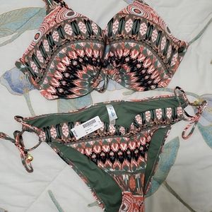 La Vie en Rose 2-piece Bathing Suit